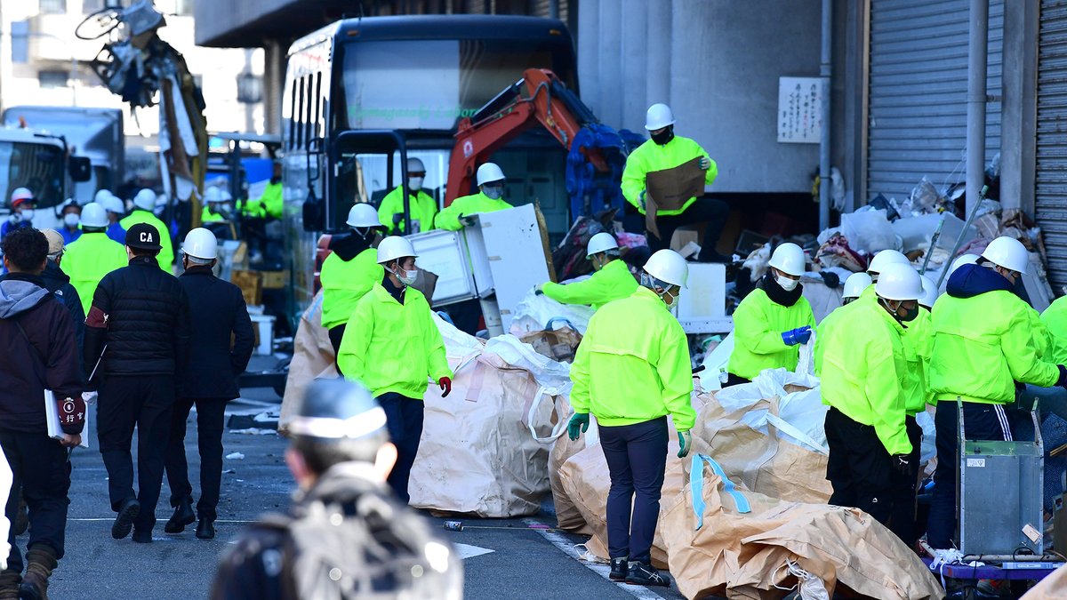 あいりん総合センターの野宿者を強制退去 大阪・西成区 関連記事はこちら→