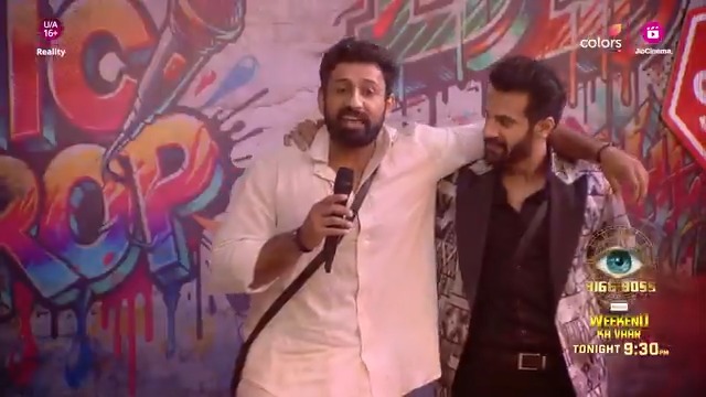Rajat and Karanveer ROAST each other in 🎤 #WeekendKaVaar