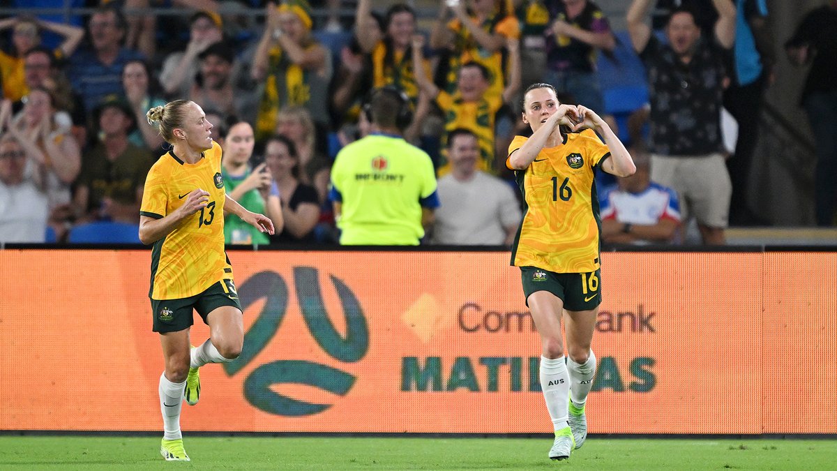 Hayley Raso: Hometown Hero 🤩 The pass from Caitlin though 😮💨 🎥 10 Football #AUSvBRA #Matildas