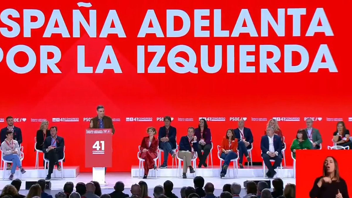 España vive uno de los mejores momentos de su historia. Crecimiento y empleo, reducción de desigualdades, paz social, convivencia territorial y proyección internacional. Ahora toca seguir hacia delante, adelantando por la izquierda, como hemos hecho siempre. #41CongresoPSOE