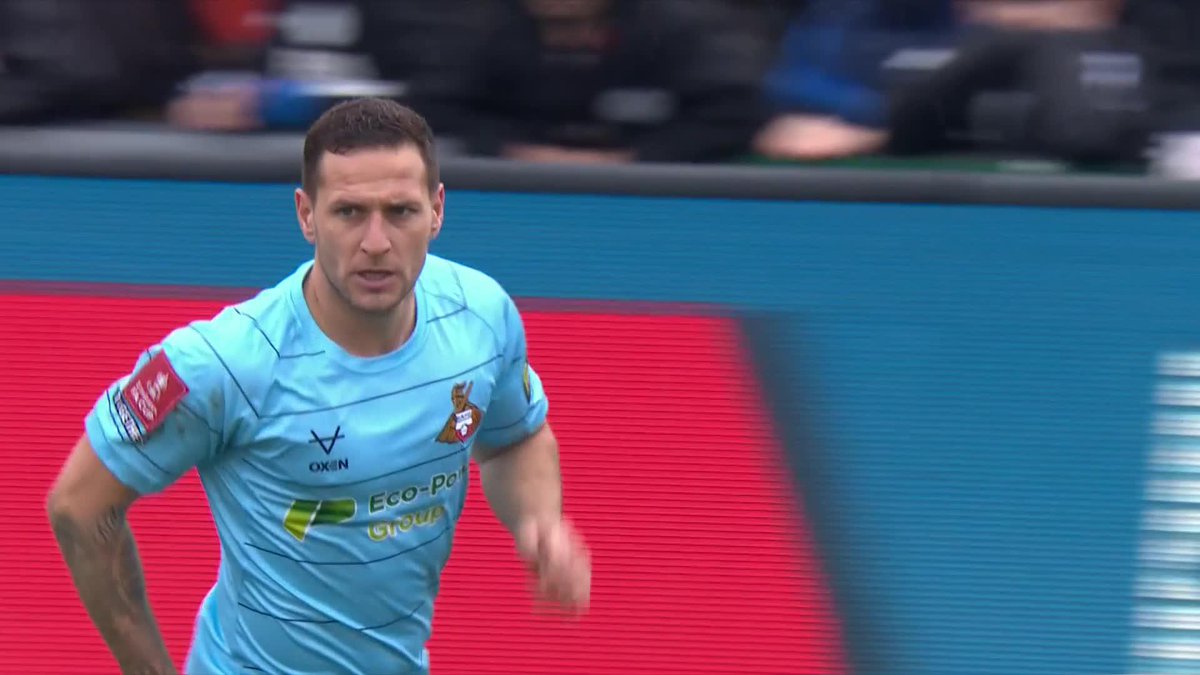Who else but Billy Sharp for Don(C)aster Rovers FC? #EmiratesFACup