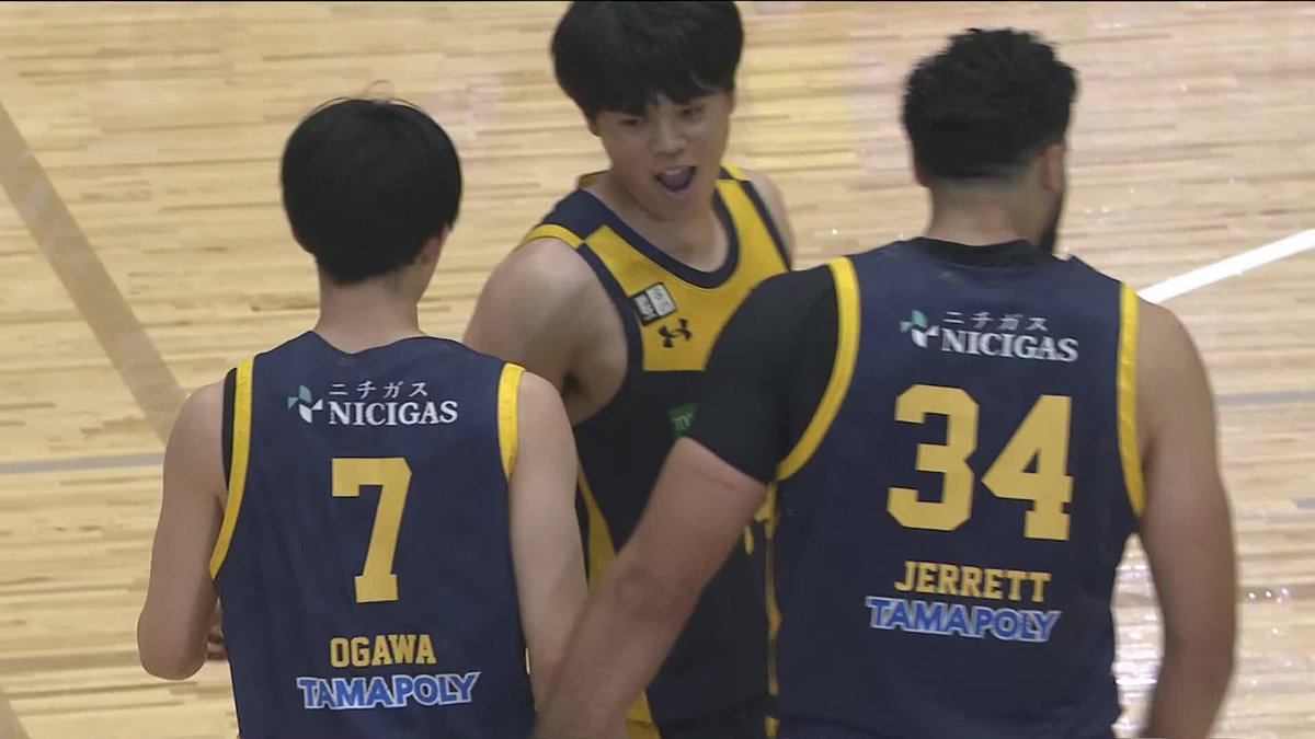 Bリーグの文化としてガベージタイムでこのプレイは許容されるのか？ プレイタイムが少ない選手の数少ないアピールの場だが本人はどう考えてるのか？ そもそもこれをアップする公式は？ BリーグがNBAに次ぐリーグになるにはその辺りの認識を考えないといけないと思う。