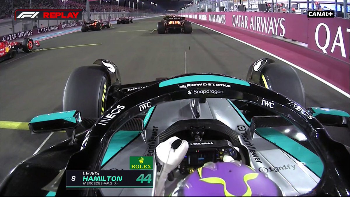 Aie aie aie, le faux départ de Lewis Hamilton. Ça sent la pénalité pour le septuple champion du monde. #F1 #QatarGP