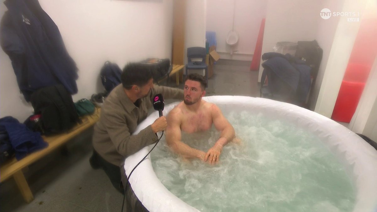 Admin has no words 🤣🤣 🫣 The hot-tub changing-room interview with Tom Curry 🧼 #SALvLEI | #GallagherPrem