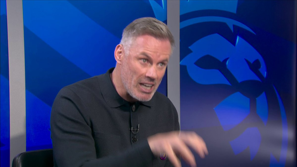 "This club is not built on giving people what they want" 😤 Carra on the possibility of Mo Salah's new contract at Liverpool 👇