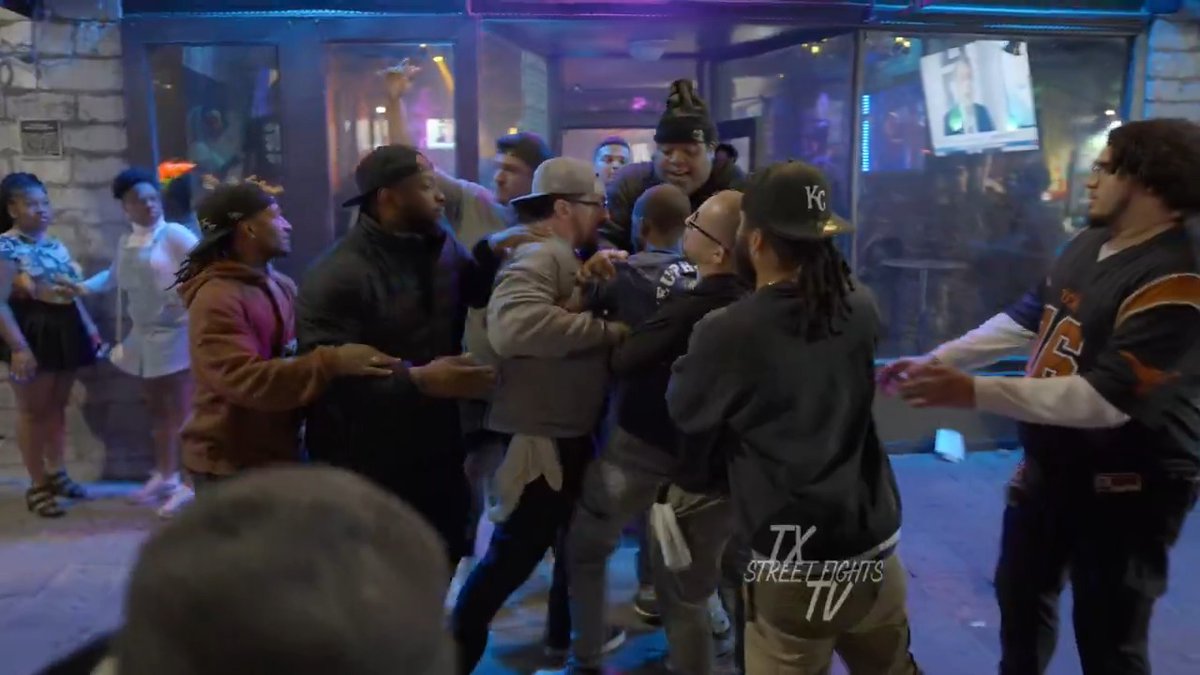 Wild! Fights breakout and more on 6th Street Austin TX 11-2024 #fight #fights #6thstreet #brawl #december #fight
