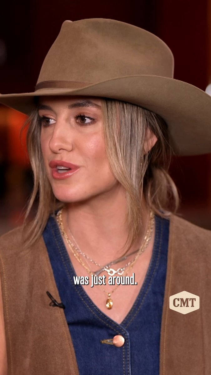 Word of the year: Whirlwind 🌪️ 🌀 #cmthot20 Lainey Wilson