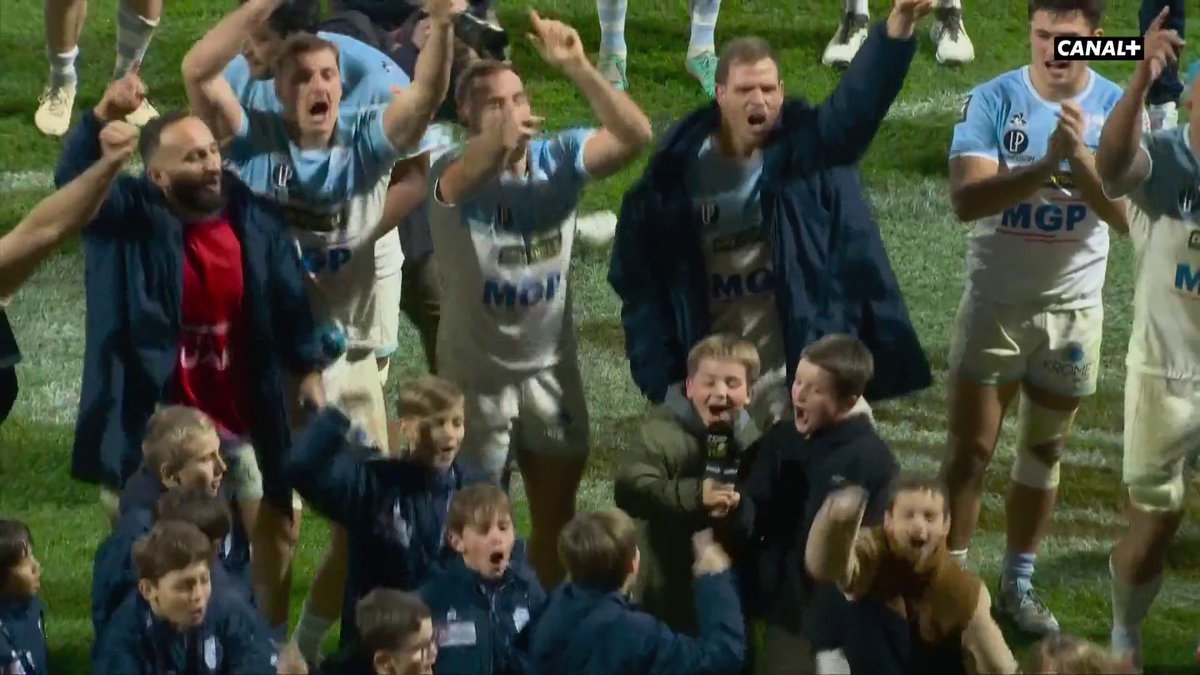 Le chant de la victoire 🎶 Aviron Bayonnais 🔥 #ABSFP