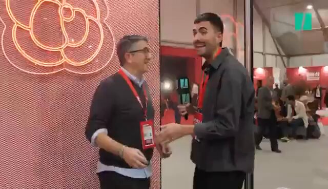 🇪🇸 | Un reportero del Huffpost le dice a Patxi López en el Congreso del PSOE «por el culo te gusta a ti mucho» y el portavoz socialista se queda callado.