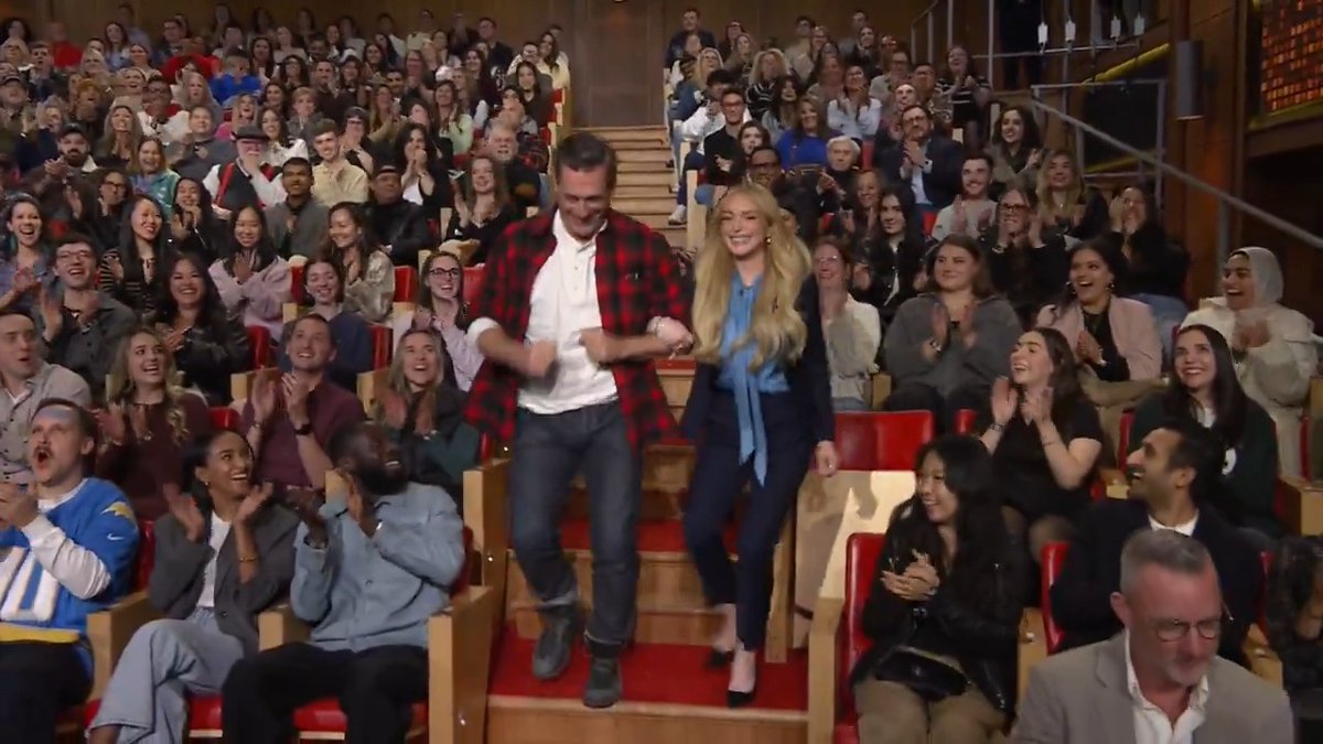 It's a Christmas miracle! A busy marketing executive (Lindsay Lohan) and a lumberjack (Jon Hamm) reunite at The Tonight Show 🤣 #FallonTonight #Holiday