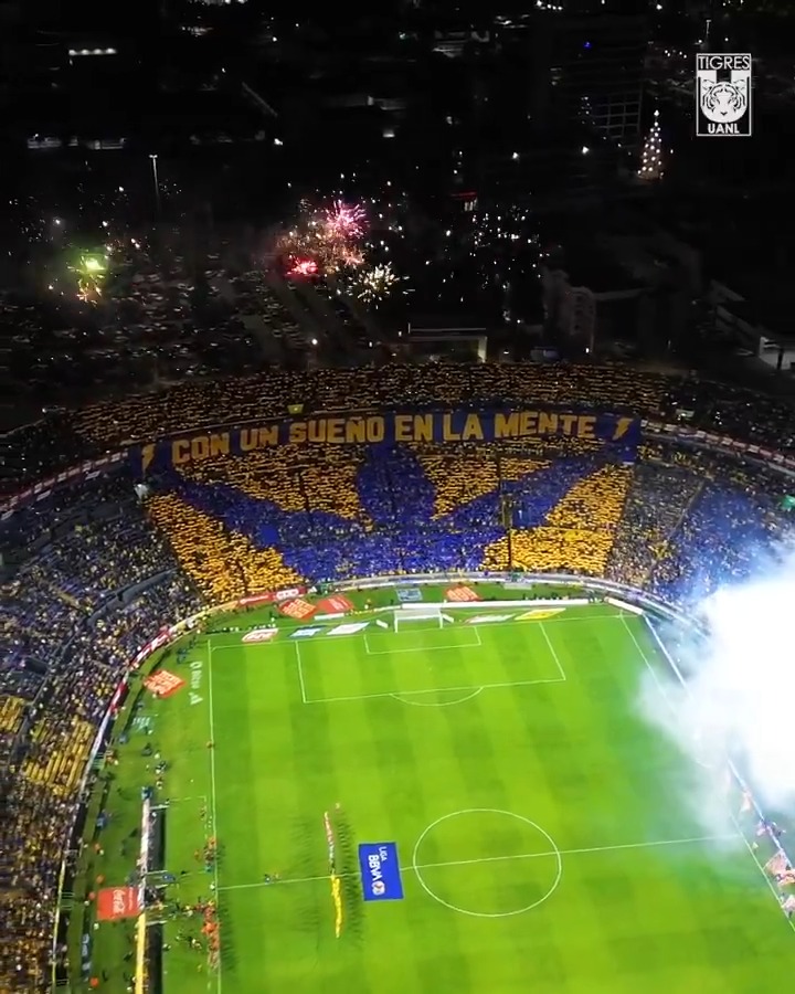 🤯Así fue el recibimiento al equipo en el Volcán.🌋