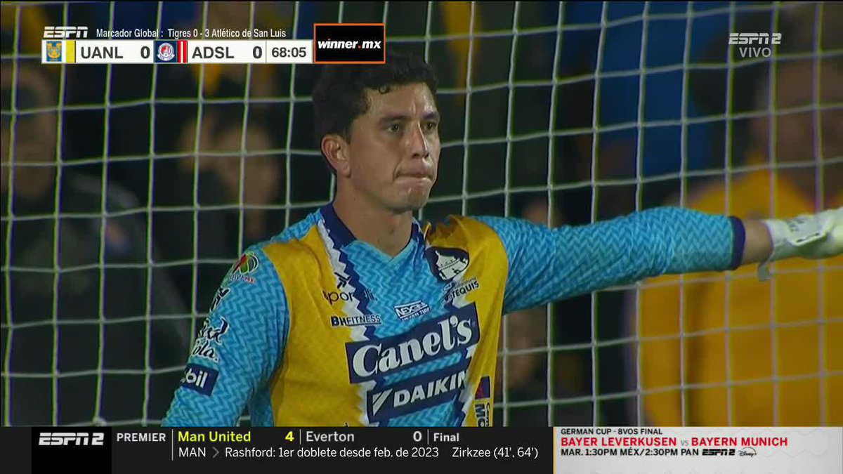 El Tuca riéndose porque Gignac falló el penal, hombre, qué personajazo que es el brasileño. Otra joya más de la Liga MX JAJAJAJA