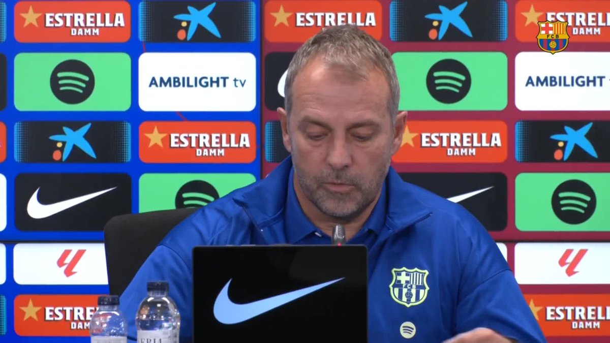 🎙️ HANSI FLICK on Wojciech Szczęsny. "He's performing really well in training. There's no plan to change. Iñaki is the number one." #MallorcaBarça