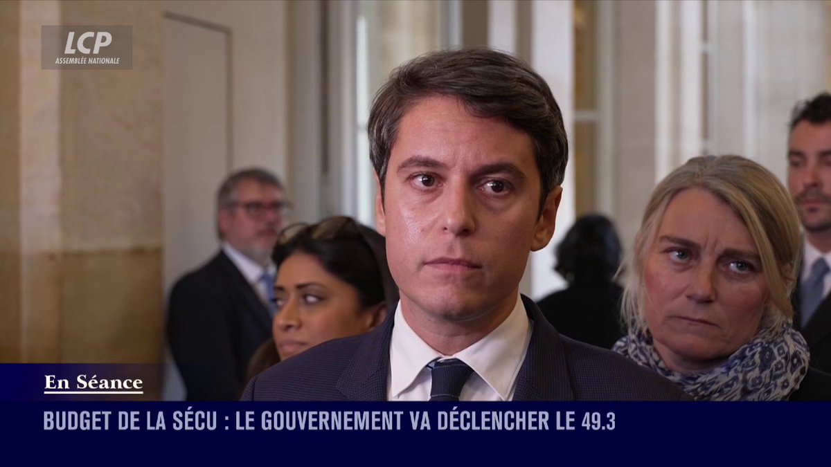 "La France a besoin de stabilité", martèle Gabriel Attal. "Ce qui se joue, c'est une situation où les Socialistes, avec les Insoumis, le Rassemblement national, les Communistes et les Ecologistes, vont mêler leurs voix pour plonger notre pays dans l'inconnu". #DirectAN #PLFSS