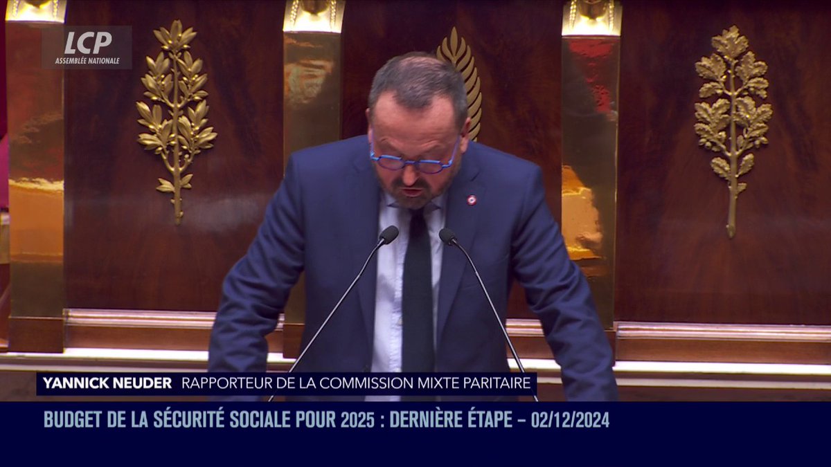 "En mars prochain, qui veut que les cartes vitales cessent de fonctionner ?", demande le rapporteur général du Budget de la sécurité sociale Dr. Yannick Neuder (DR), provoquant des protestations sur les bancs du Rassemblement national. #DirectAN #PLFSS