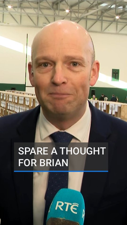 On day 3 of counting in the General Election, spare a thought for our correspondent Brian O’Donovan in Cork North Central. Brian is losing his voice but still managed to make it through his live insert into the One O’Clock News. #rtenews #GE24 #Election24