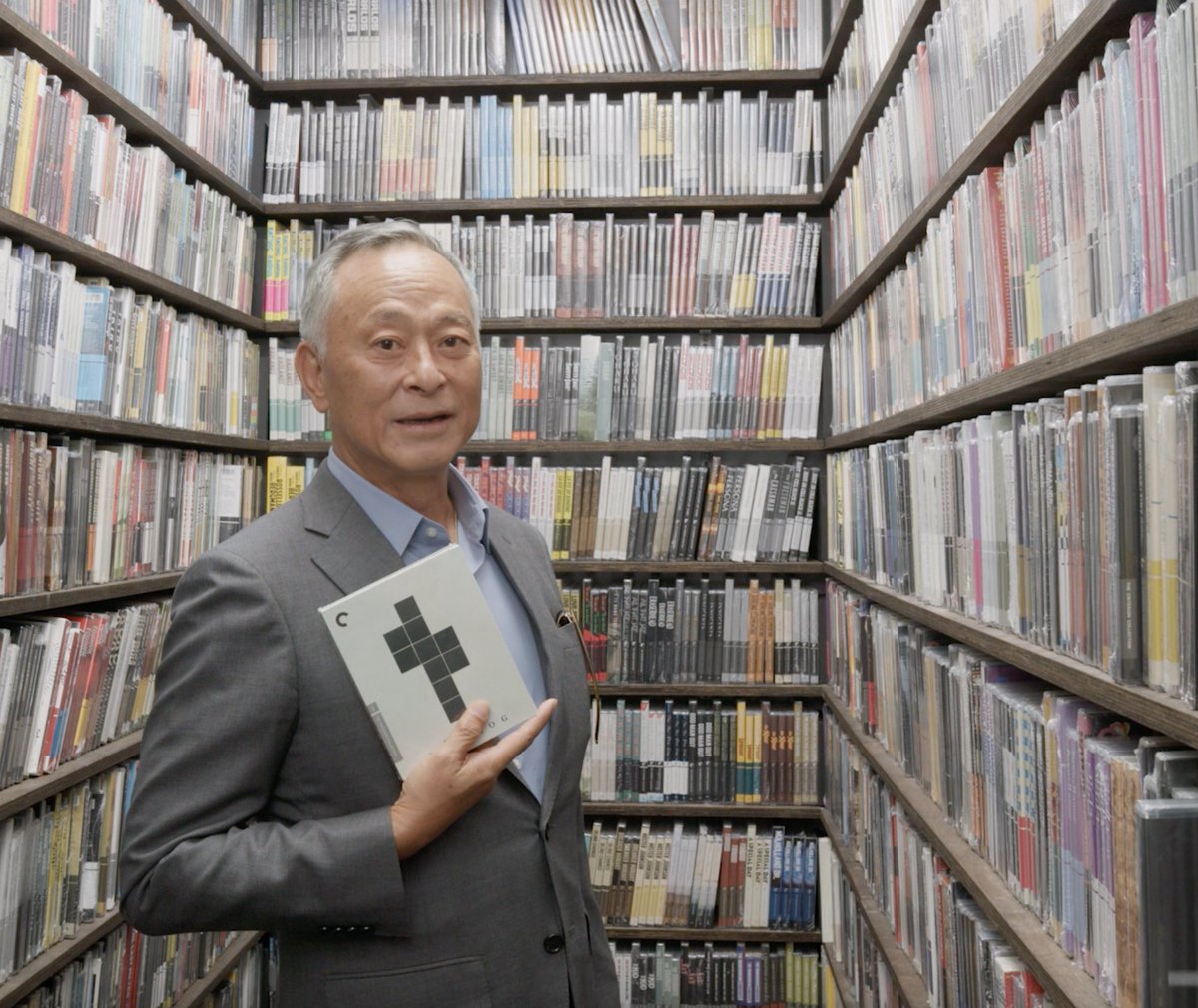 ✨ Johnnie To’s Closet Picks!✨ The legendary director shares the importance of learning from the work of Krzysztof Kieślowski, talks about how STRAW DOGS sparked his desire to pursue filmmaking, and selects box sets by two of his favorite filmmakers, Martin Scorsese and Masaki Kobayashi.