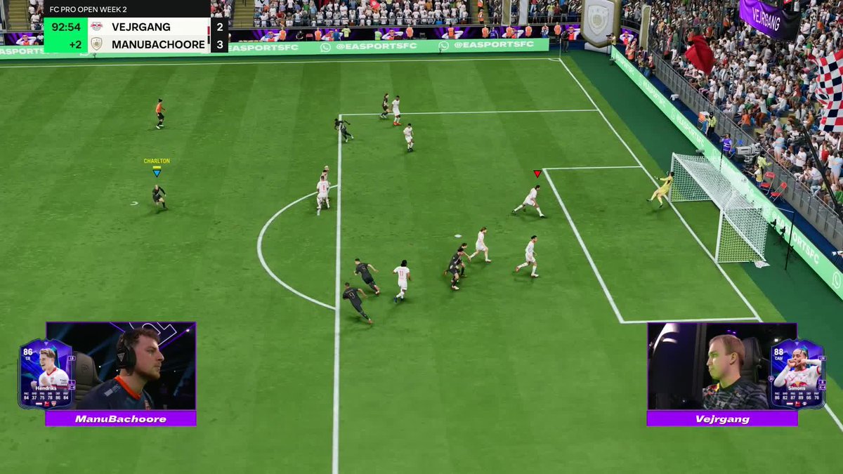 Sealing victory with the last kick of the match! 😲 Manuel Bachoore beats Vejrgang in the #FCPro Open!