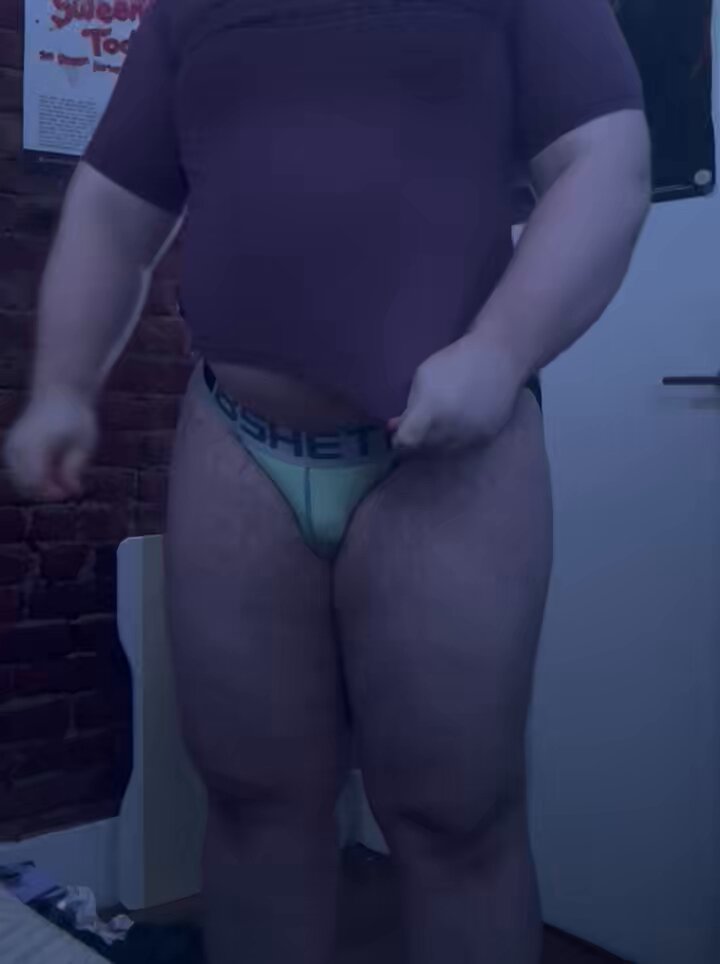 Tried on some tight clothes on my OF