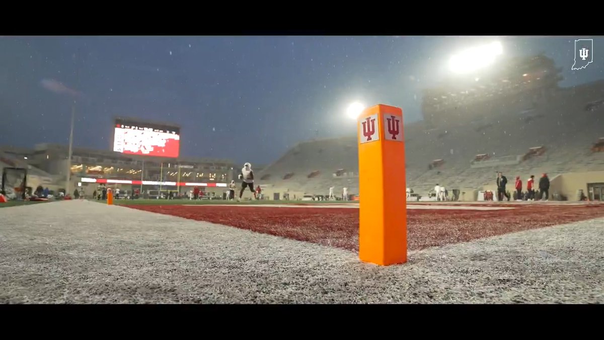 Our regular-season finale, an Oaken Bucket win. 🎥
