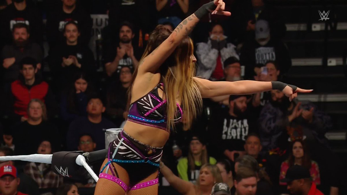 🔥 DAKOTA KAI ADVANCES in the WOMEN'S #ICTitle Tournament! Who's next? #WWERaw