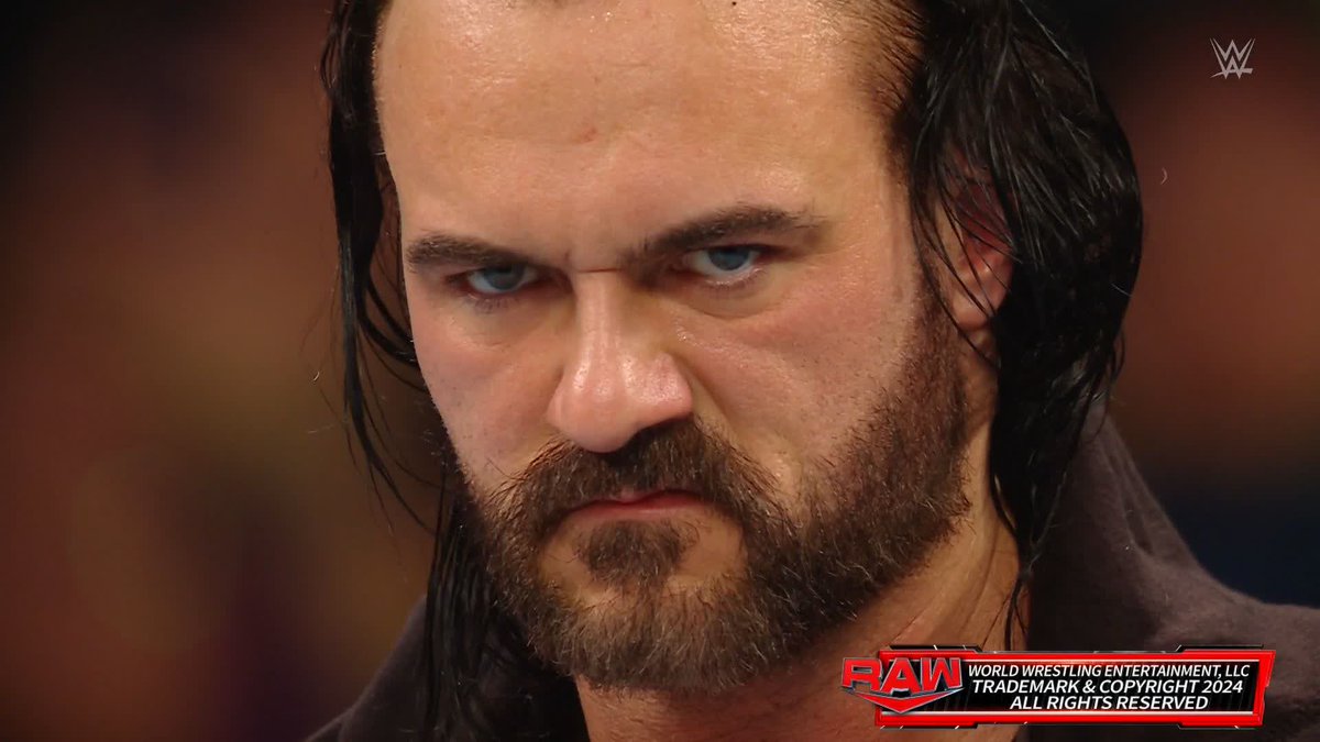 DREW McINTYRE IS BACK and he just hit SAMI ZAYN with the CLAYMORE! 🤯🤯🤯 #WWERaw