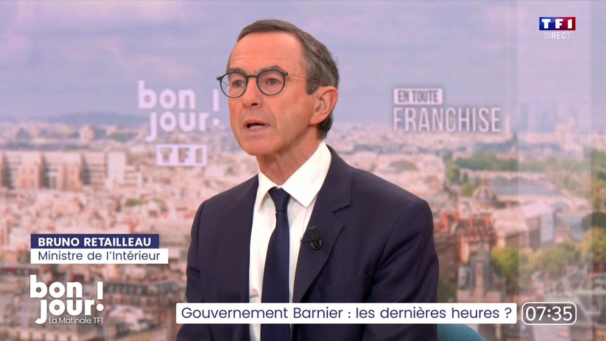Motions de censure : "Ce comportement de Marine Le Pen est totalement irresponsable. Irresponsable parce qu'elle va mêler ses voix et celles de ses députés à l'extrême gauche", Bruno Retailleau dans #BonjourLaMatinaleTF1
