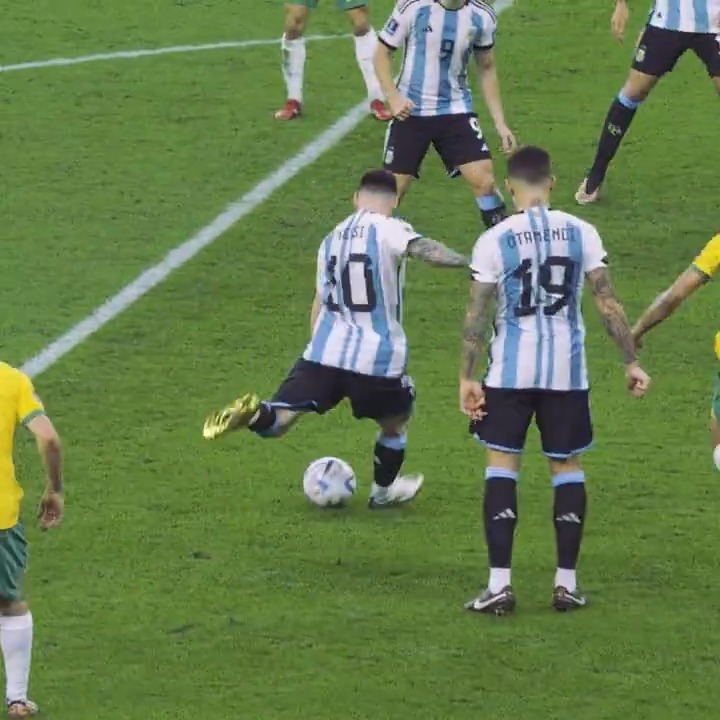 A dos años de este gol de billar de Leo Messi en #Qatar2022. 🤩🇦🇷 🇦🇷 Selección Argentina ⭐⭐⭐ | #CopaMundialFIFA