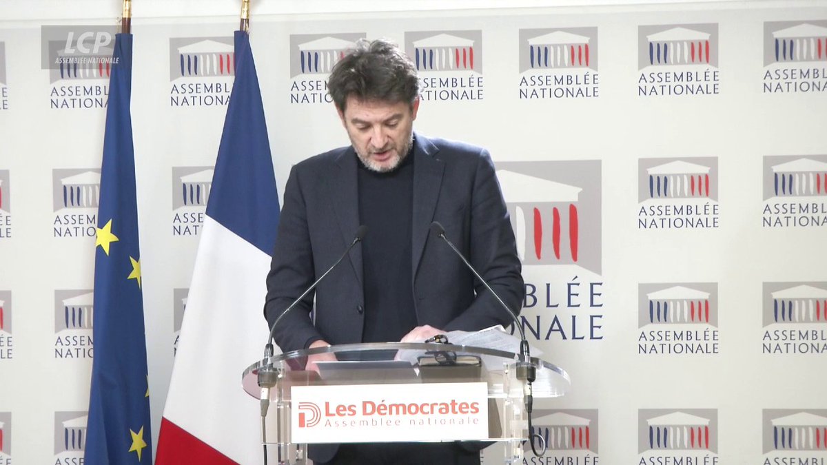 "Si le PLFSS tombe, on a entre 30 et 50 jours de réserve pour payer les retraites", explique Erwan Balanant (Les Démocrates). "Dans les 30 ou 50 jours qui suivent, il va falloir qu'on s'entende." #DirectAN