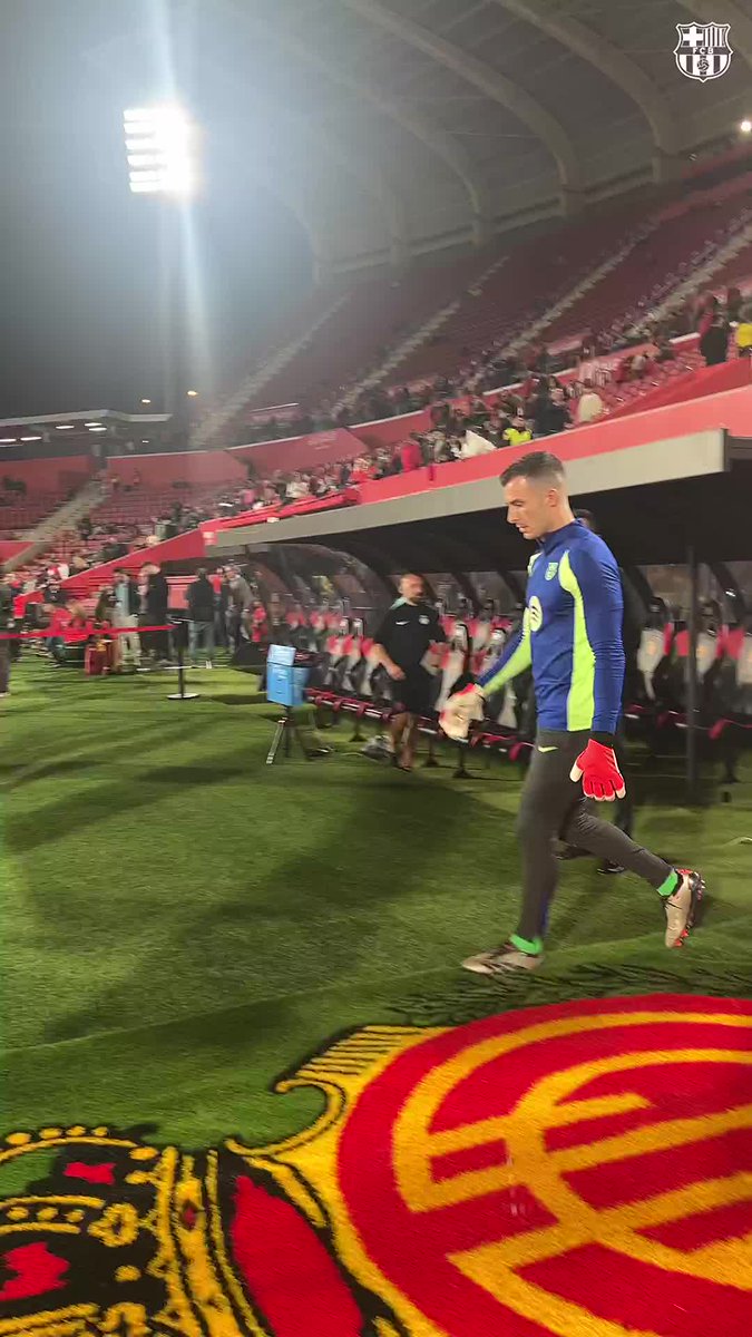 🧤 Hora del calentamiento 🧤 #MallorcaBarça