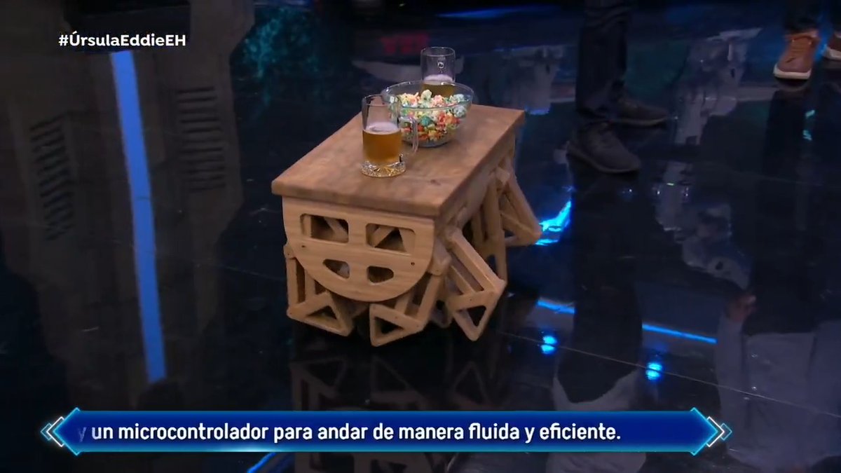 .Jorge Marrón Martín nos presenta a Gilliam de Carpentier (whimsybuilds), el creador de la mesa “The Carpentopod” #ÚrsulaEddieEH