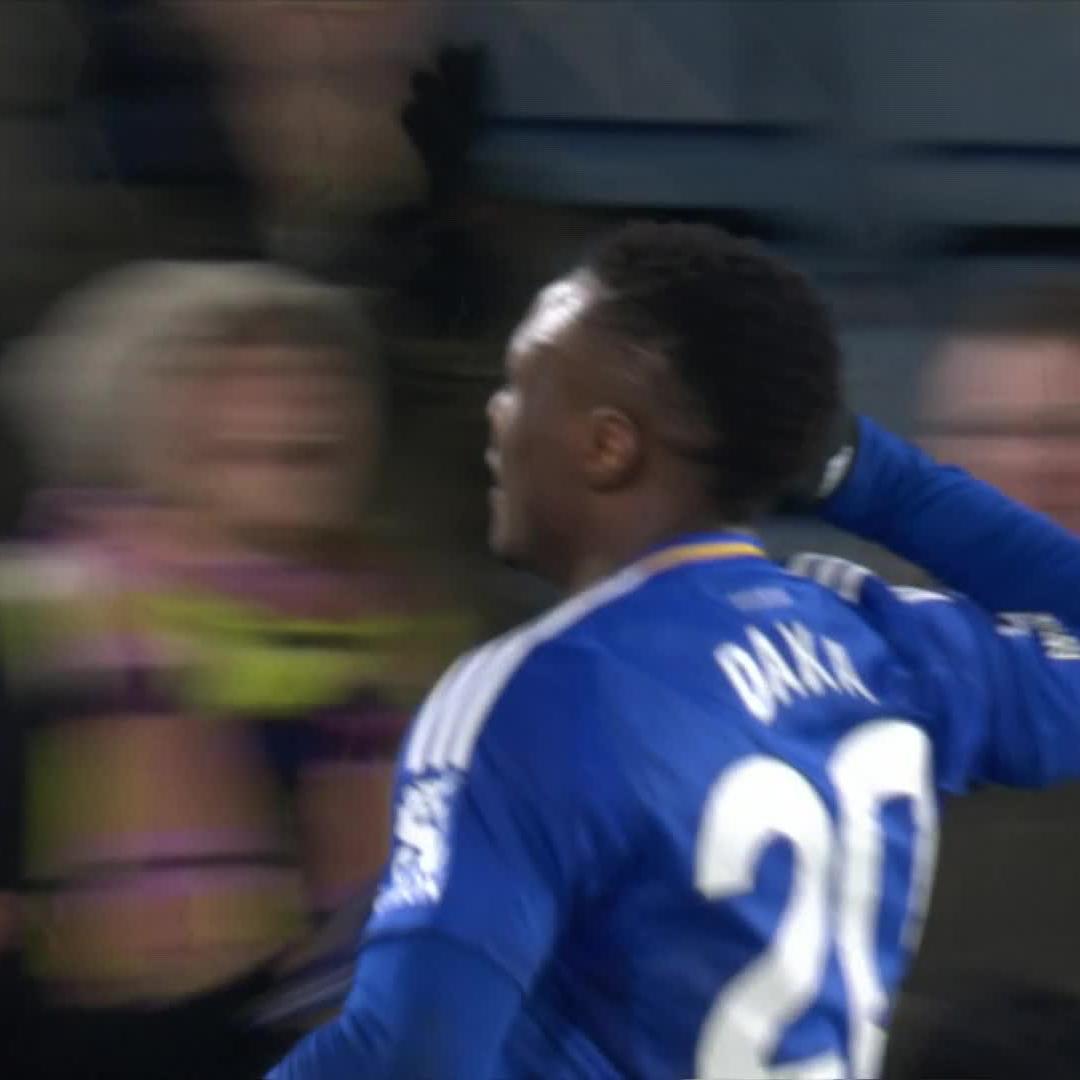 Patson Daka seals the deal ✅✅✅ Leicester City are up and running under Ruud van Nistelrooy 🦊🔵 #SSPremierLeague | #LEIWHU
