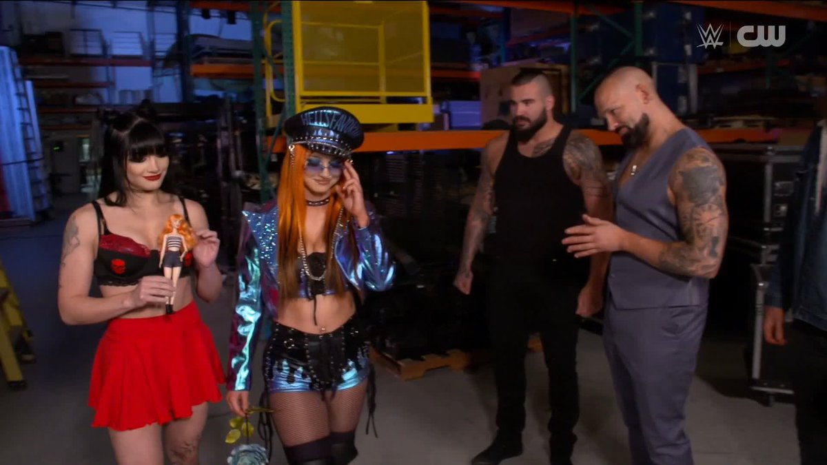 .Tater and ¯\(°_o)/¯ are not fans of Shawn Spears™️ 😂 #WWENXT