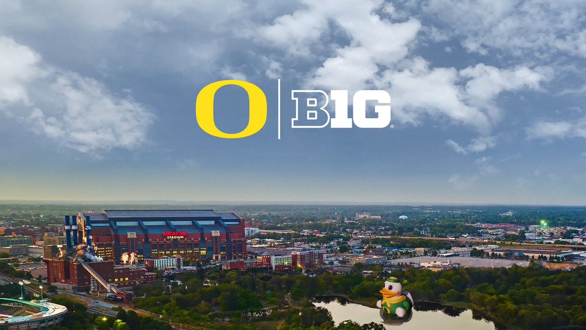 B1G stage. B1G energy. B1G Championship. #GoDucks #B1GFootball