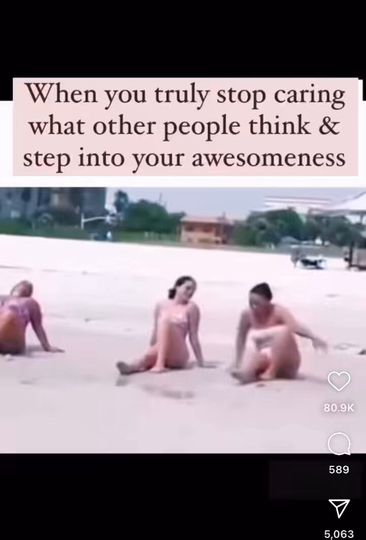 When you absolutely love yourself 🤣🤣🤣🤣