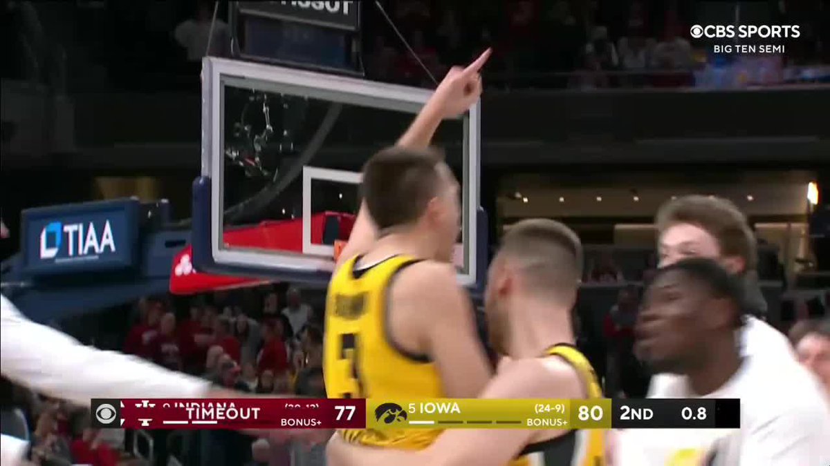 Last night has us thinking about some other recent Iowa Men’s Basketball buzzer-beaters 🚨 #B1GMBBall