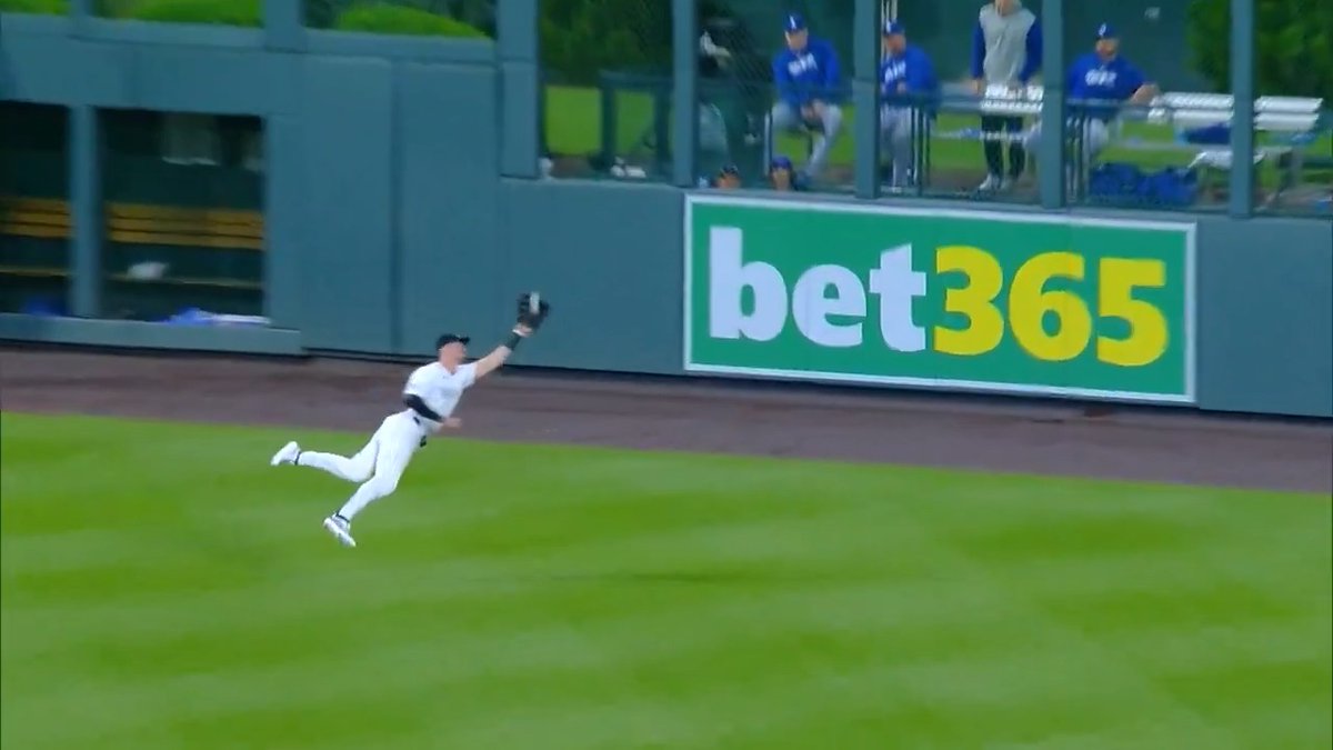 Play No. 48 of 2024: Brenton Doyle proves why he has won back-to-back Gold Glove Awards 🏆