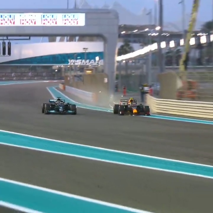 "Perez playing the ultimate team game" 👊 Checo really earned the nickname 'Mexican Minister of Defence' in Abu Dhabi 🙅♂️ #F1 #AbuDhabiGP