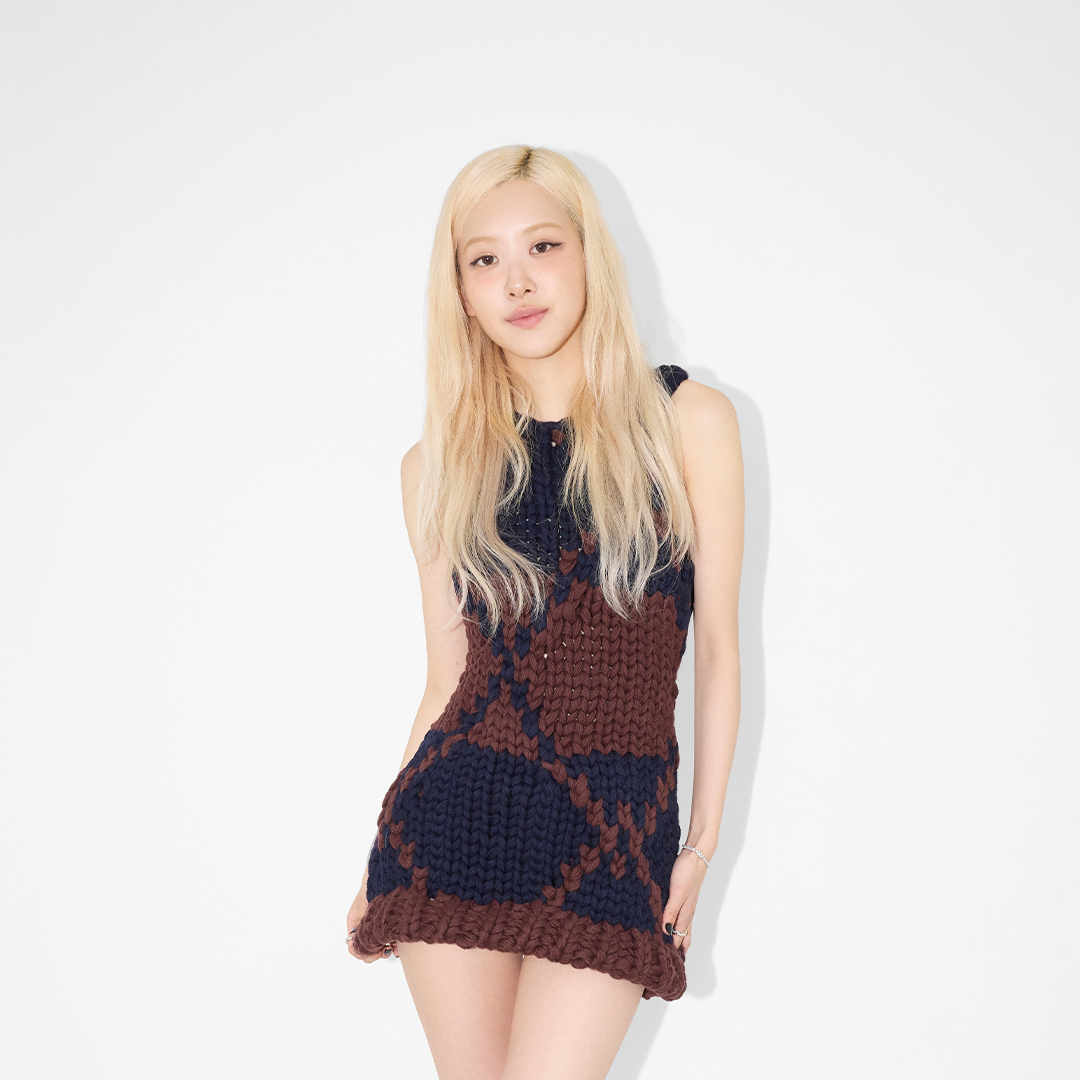 ROSÉ knows what she has with BLACKPINKOFFICIAL is irreplaceable, her solo career is about exploration, growth, and being inspired: #ROSÉ #로제 #rosie #rosie_ROSÉ #THEBLACKLABEL #더블랙레이블