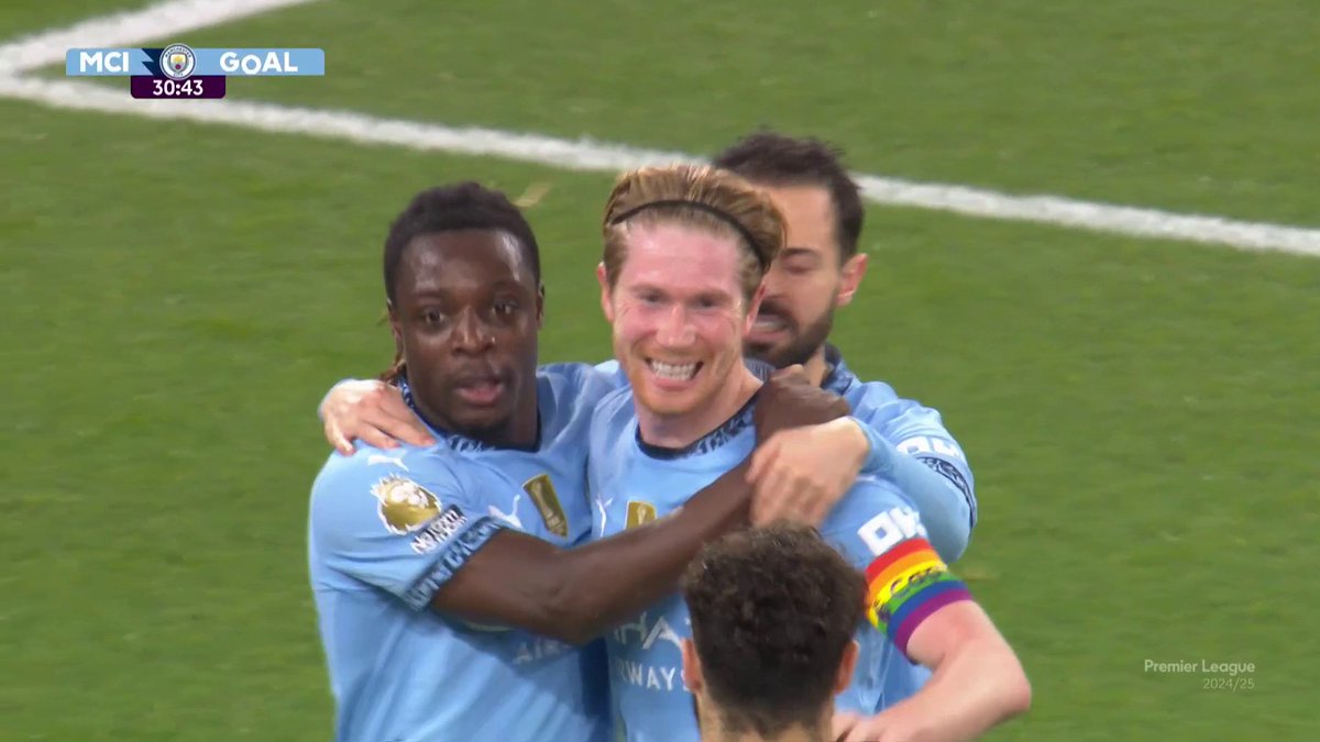 Kevin de Bruyne unleashes a fabulous strike to double the Citizens’ lead. 🚀 📺 Peacock