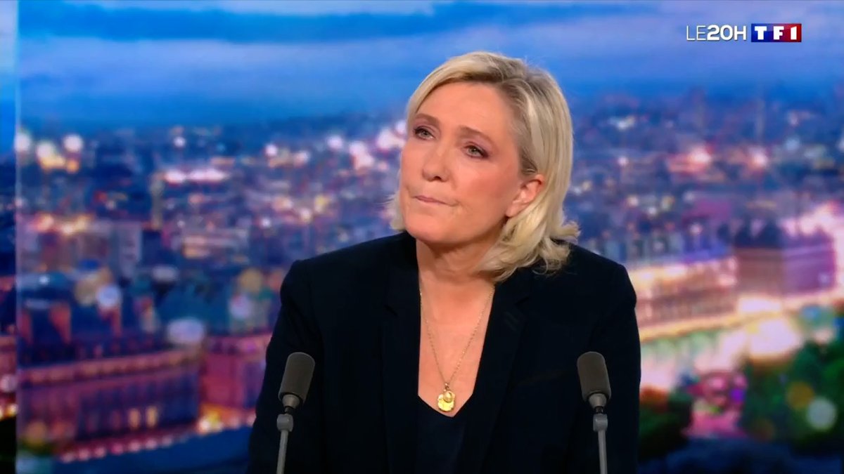 🚨🇫🇷 FLASH | « Je ne demande pas la démission d’Emmanuel Macron », affirme Marine Le Pen qui dénonce que « Michel Barnier n'a pas tenu ses promesses » avec un budget « toxique ».