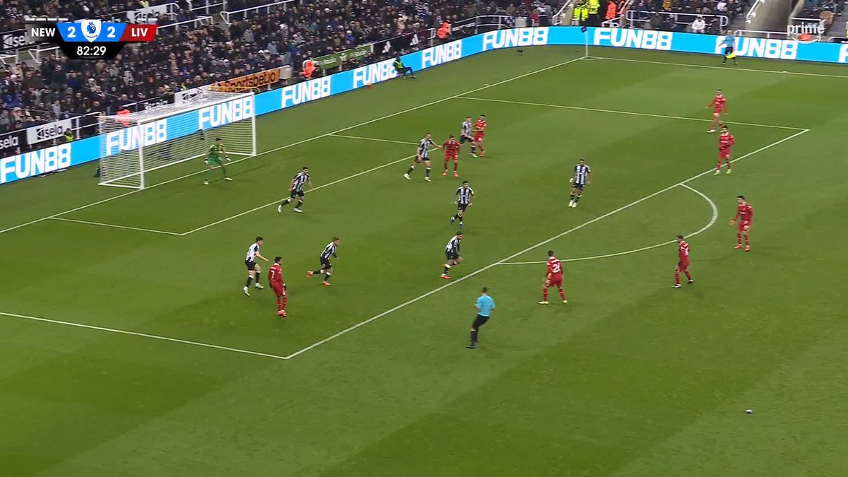 SALAH IS HIM! 😤 Liverpool lead for the first time - and what a goal it is 🤤 #PLonPrime #NEWLIV
