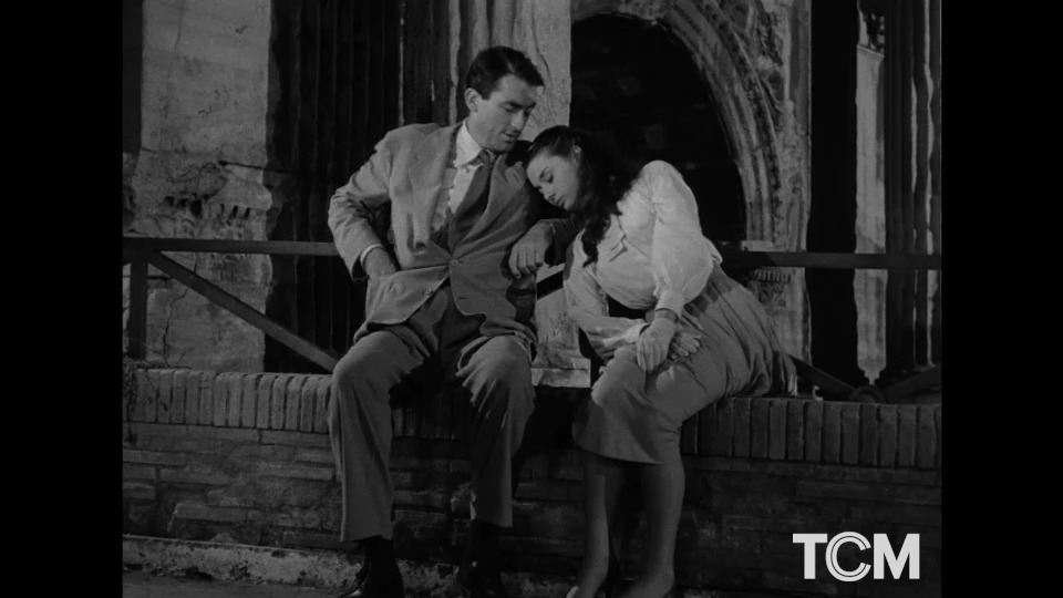 After her debut in ROMAN HOLIDAY ('53), audiences everywhere fell in LOVE with Audrey Hepburn! See it as part of tonight's lineup celebrating the TCM Library's latest addition: FALLING IN LOVE AT THE MOVIES by Esther Zuckerman, starting at 8pm ET. Order here: