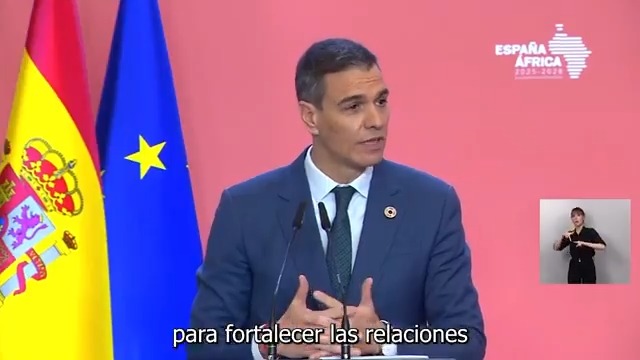 Damos un nuevo paso para consolidar la alianza entre África y España en busca de un futuro más rico, más sostenible y sobre todo más justo. Conectar, reforzar, proteger, convivir y crecer son los cinco ejes de la nueva Estrategia España-África 2025-2028 y nuestra guía para transformar las relaciones entre España y el continente africano. África es el futuro que ya está aquí y, como país hermano de nuestro continente vecino, queremos contribuir a escribir su historia y su futuro.