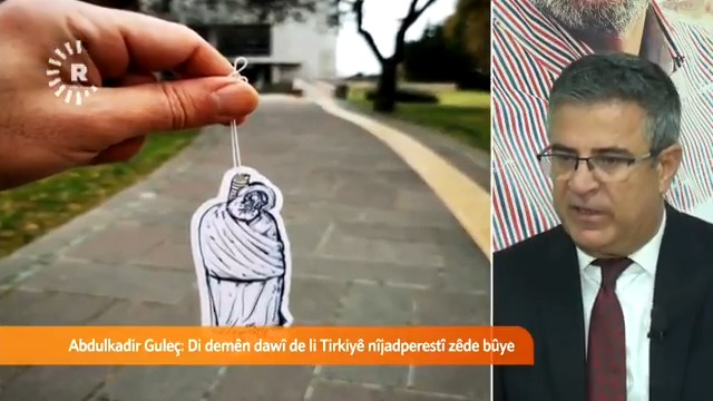 Kesekî nijadperest ji bo ku sivikatiyê bike şiklê Şêx Seîd ê dema îdamê wekî bêhna otomobîlê çêkiriye û difiroşe Serokê Baroya Amedê Abdulkadîr Guleç: 🎙️ ❝Wî nijadperestî ew bêhna otomobîlan ji Baroya Amedê re jî şandiye❞ 🎙️ ❝Peyama wan ew e ku dibêjin, me Şêx Seîd îdam kir, em dê we jî îdam bikin❞ 🎙️ ❝Me serî li dozgeriyê da, malbat dê dozê bişopîne❞