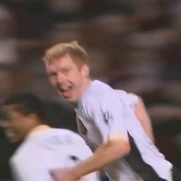Paul Scholes' moment of sweet, volleyed perfection lands at No. 17 on our list of the greatest Premier League goals of all time. 💥 FULL LIST: