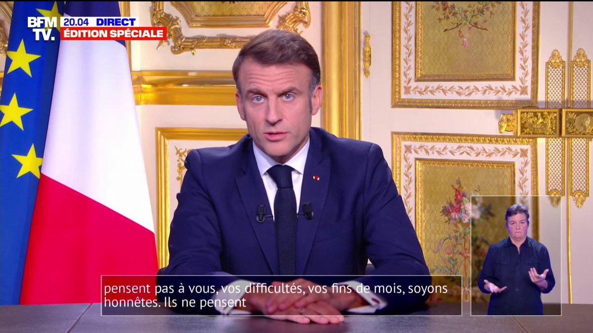 Emmanuel Macron à propos des députés qui ont voté la motion de censure: "Ils ne pensent qu'à une seule chose: l'élection présidentielle"