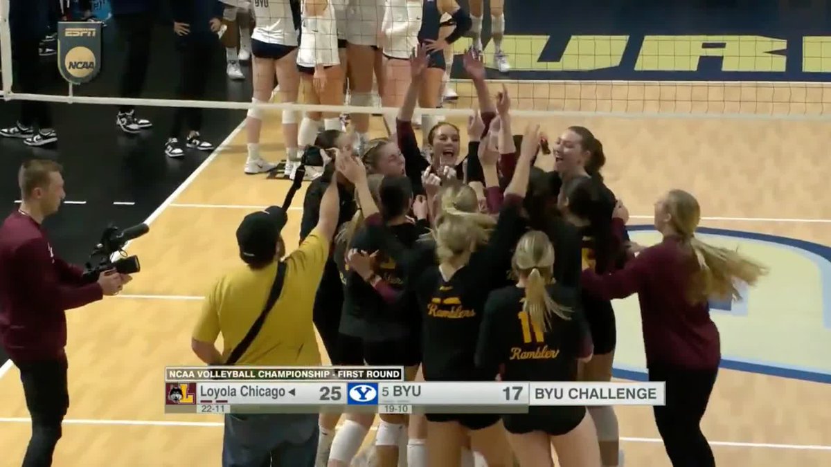 UPSET ✔ MADE HISTORY ✔️ #NCAAWVB x 🎥 ESPN+ / @RAMBLERSWVB