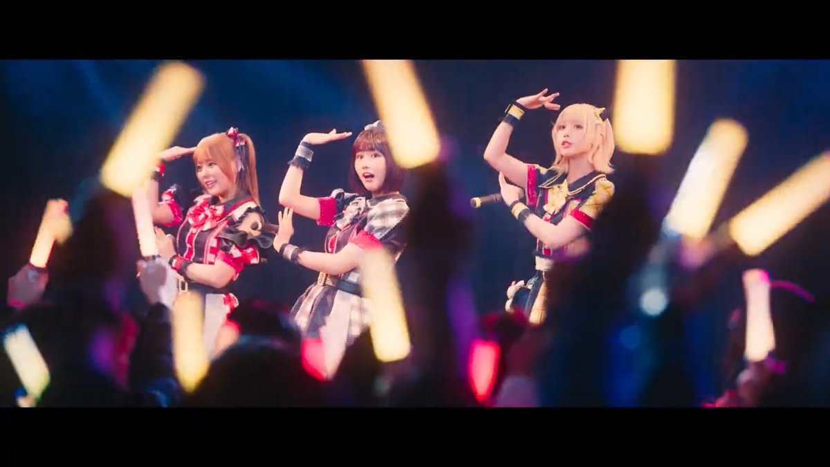 \\💡本編未収録💡// #B小町 「サインはB」 🌟ライブパフォーマンス映像解禁🌟 JIFでは「サインはB」も披露🪄 さらに!! 12/18発売、B小町のミニアルバムに 「サインはB」収録決定📀 【#推しの子】 🎀ドラマシリーズ Prime Video 独占配信中 🎬12/20(金)劇場公開