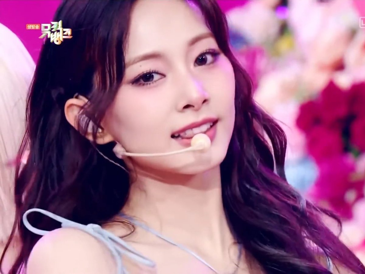 TZUYU JEONGYEON NAYEON FOR THE FIRST STRATEGY ENDING FAIRY TODAY